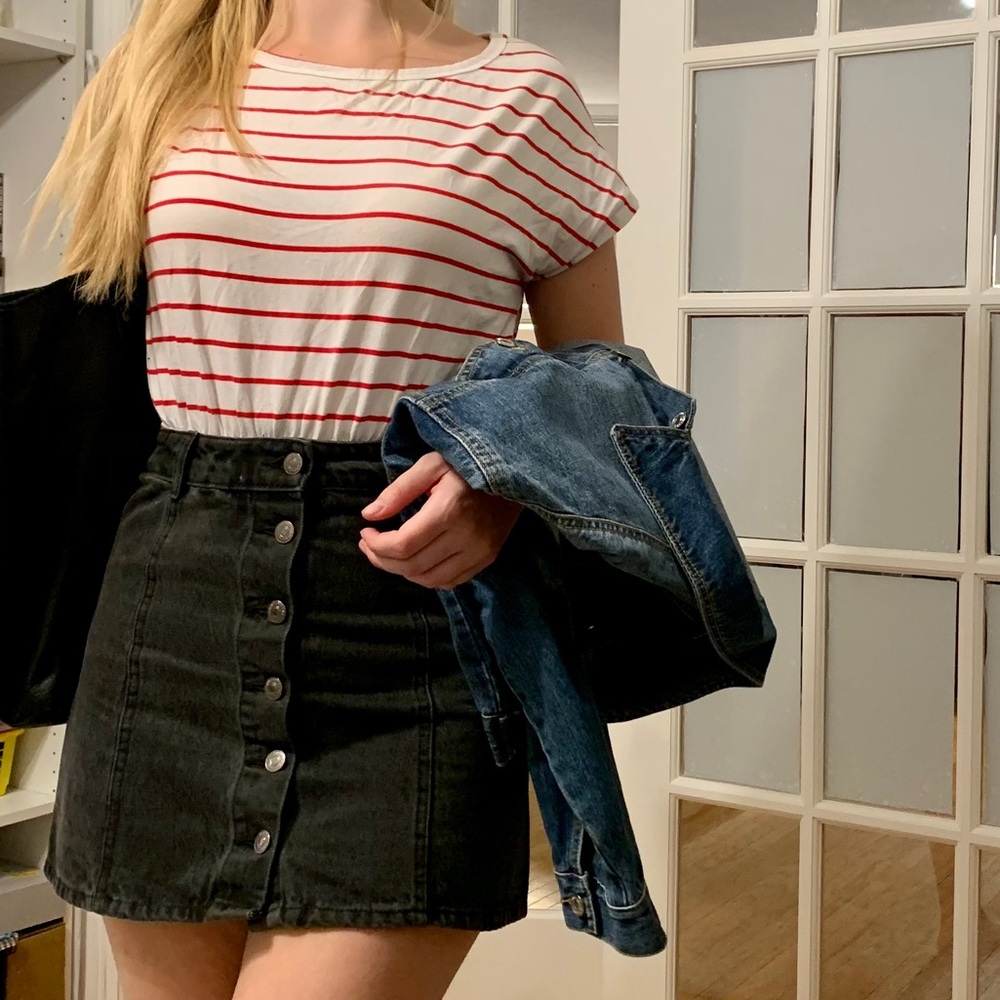F21 French style crop top